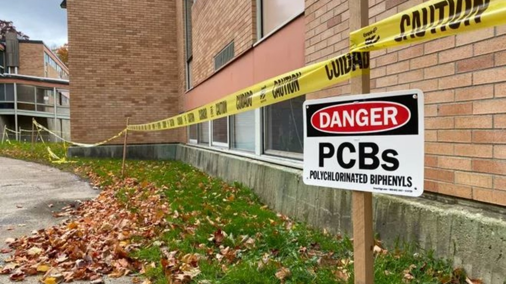 A PCB danger sign outside a Burlington, VT, school